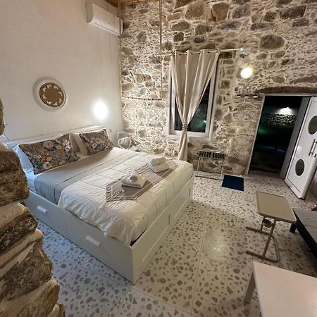 Cocooning Blue House Elafonisi Hotel Vathi  ภายนอก รูปภาพ
