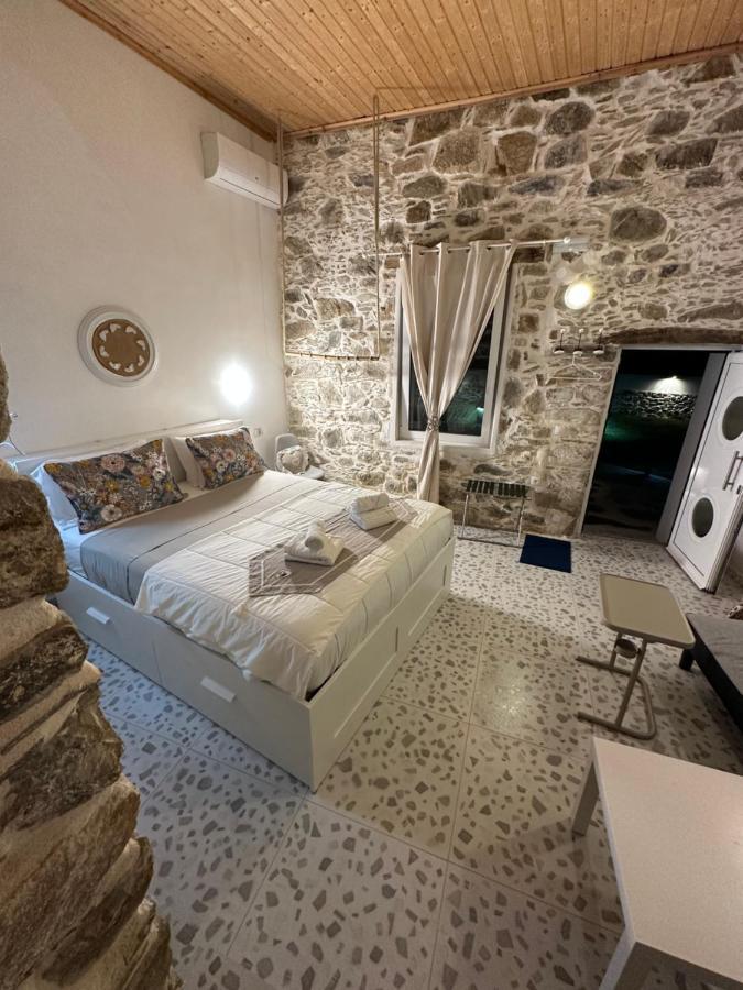 Cocooning Blue House Elafonisi Hotel Vathi  ภายนอก รูปภาพ